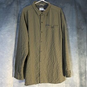 Columbia Omni Shade Plaid Button Down Shirt 2XL Green Lightweight Camp